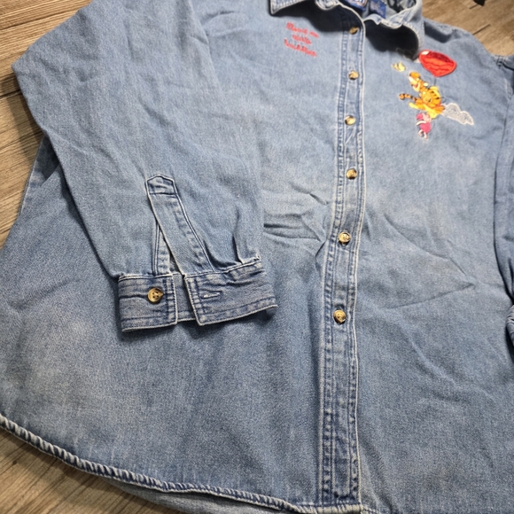 Vintage Disney Store Winnie the Pooh Embroidered Denim Button Down Shirt - Picture 4 of 8